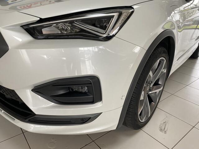 Seat Tarraco 1.4 TSI e-Hybrid PHEV FR Panoramadak/Apple carplay/android /360 camera