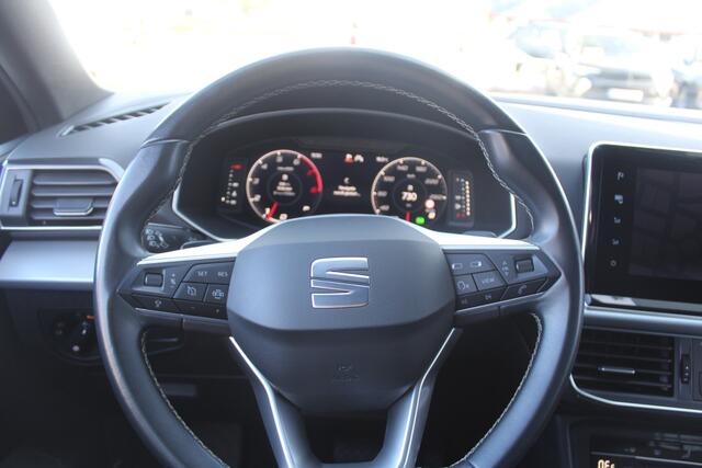 Seat Tarraco 1.5 TSI Style Business Intense 7p. 7 Persoons l Achteruitrij camera l Parkeersensoren voor en achter