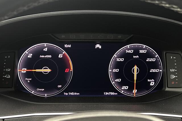 Seat Tarraco 1.4 TSI e-Hybrid PHEV Xcellence | Trekhaak | Adaptieve cruise control | Camera | LED