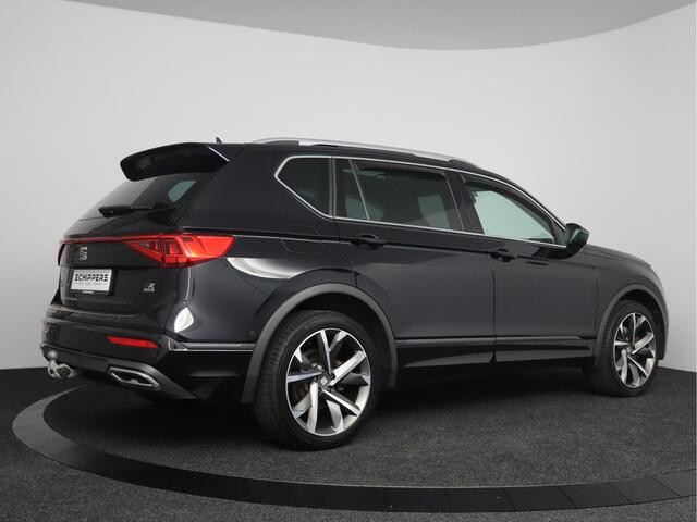 Seat Tarraco 1.4 TSI e-Hybrid PHEV FR | Glazen schuifdak | Trekhaak |