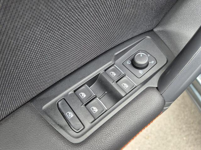 Seat Tarraco 1.4 TSI e-Hybrid PHEV FR Business Intense | BTW | Pano | Trekhaak | Stuur-stoelverw. | Camera