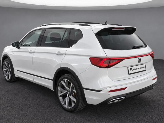 Seat Tarraco 1.4TSIe-Hybrid 180kW/245PK PHEV FR · Leder · Trekhaak · Panoramadak · Camera · Stoel & achterbankverwarming · Apple/Android Car Play ·