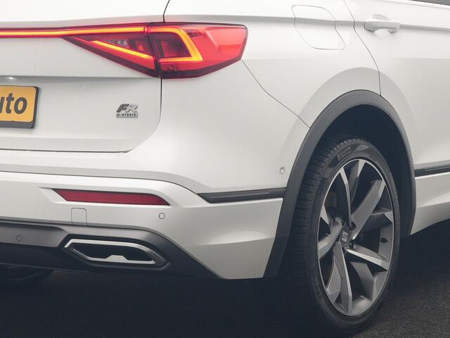 Seat Tarraco 1.4 TSI e-Hybrid PHEV FR Business Intense 245pk Dealer O.H | Trekhaak Af Fabriek | Panodak | Adaptive Cruise | 360 Camera | Sportstoelen Memory & Verwarmd | Keyless | Blis | Stuur Verwarmd | Apple Carplay | Sfeerverlichting | Navigatie | DAB | 20"L.M | Plug In Hybrid