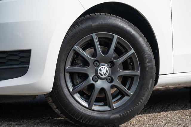Skoda CITIGO 1.0 Greentech Active | Org. NL | 5 Drs | DAB | USB | Bleutooth | Subwoofer | Lichtmetaal