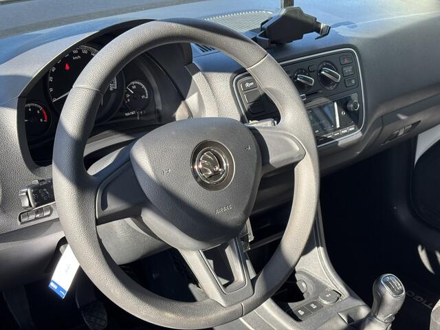 Skoda CITIGO 1.0 Greentech Ambition / Cruise Control / Allseason Banden / Airco / Automatische Verlichting /