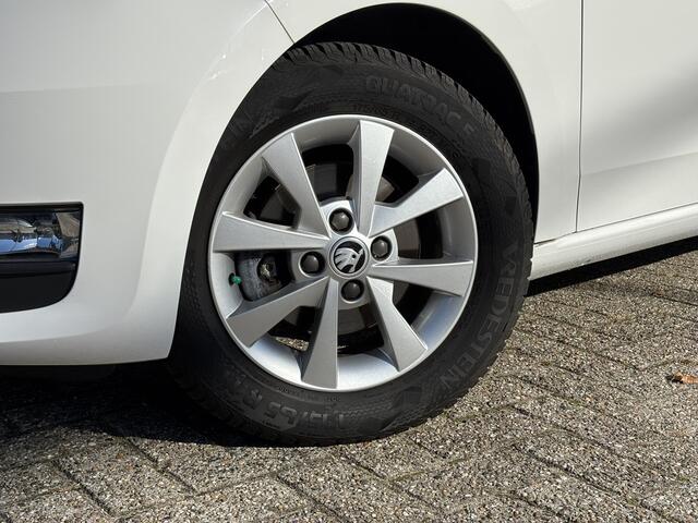 Skoda CITIGO 1.0 Greentech Ambition / Cruise Control / Allseason Banden / Airco / Automatische Verlichting /