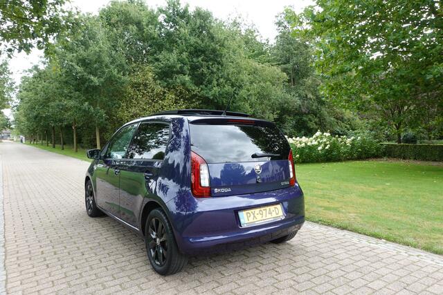 Skoda CITIGO 1.0 Greentech Style | Panorama dak | Cruise Control | Airco | PDC | Bluetooth |