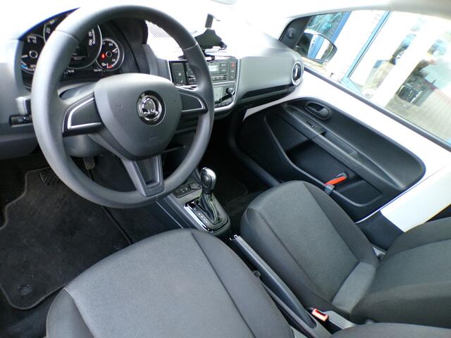 Skoda E-Citigo e-iV EV Ambition, SOH 94% / Climate control / Stoelverwarming / Parkeersensoren / LED Dagrijverlichting