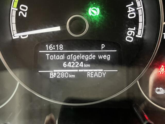 Skoda E-Citigo e-iV EV Ambition / SOH 93%/ AUTOMAAT/ CRUISE/ CLIMATE/ STOELVERWARMING/ BLUETOOTH/ PARK. SENSOREN/ 5 DEURS