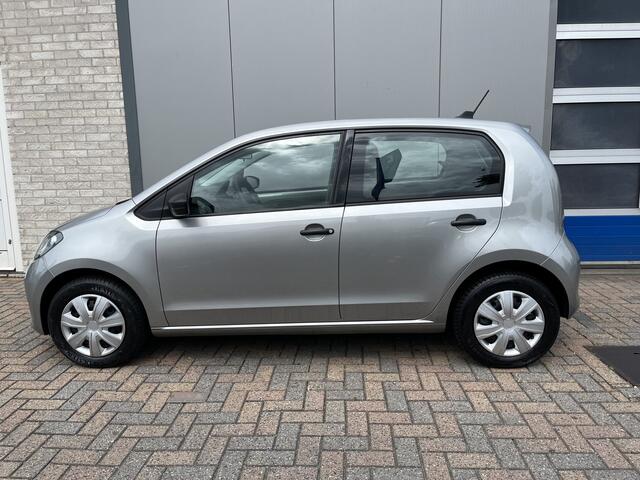 Skoda E-Citigo e-iV EV Ambition / SOH 93%/ AUTOMAAT/ CRUISE CONTROL/ STOELVERWARMING/ PARKEER SENSOREN/ BLUETOOTH/ DAB/ AIRCO