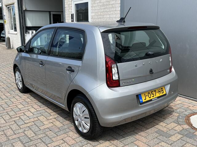 Skoda E-Citigo e-iV EV Ambition / SOH 93%/ AUTOMAAT/ PARKEER SENSOREN/ STOELVERWARMING/ CRUISE CONTROL/ BLUETOOTH/ AIRCO