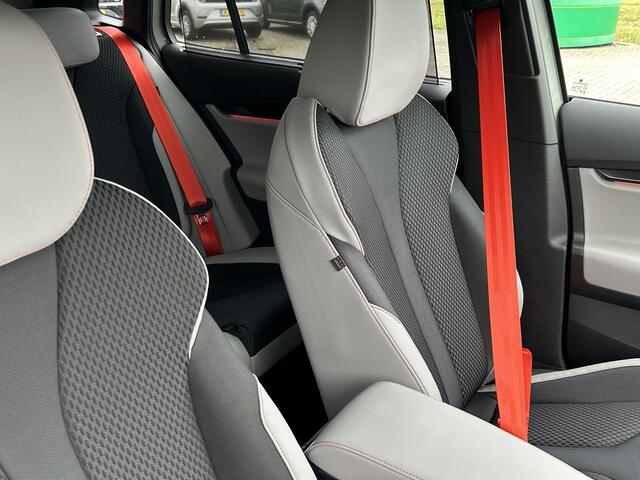 Skoda Elroq 85 Business Edition | Lodge | Business Upgrade Pakket Advanced | Trekhaak | 21 Inch Supernova | Warmtepomp | Beschikbaar 1 juli |