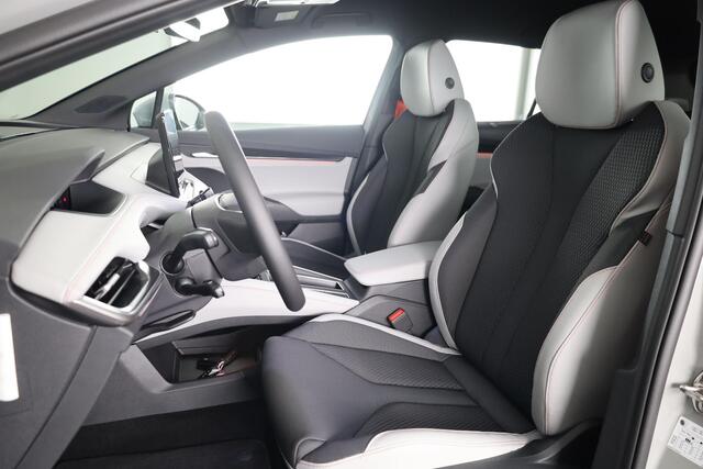 Skoda Elroq 85 Business Edition 286pk | Business Upgrade Advanced | Trekhaak | Warmtepomp | Winterpakket | 21 inch