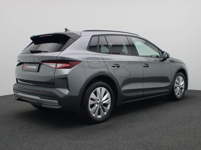 Skoda Elroq 60 Business Edition 204PK Warmtepomp, Keyless, Adaptieve Cruise Controle, Achteruitrijcamera, Side Assist, Navi, Stoel-Stuurverwarming, 19" LM Velgen
