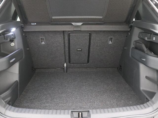 Skoda Elroq 60 Sportline Edition 204PK Aut. Adaptieve Cruise Controle, Alarm, Keyless, Matrix-LED, Virtual Pedal, Warmtepomp, Keyless, 20" LMV velgen