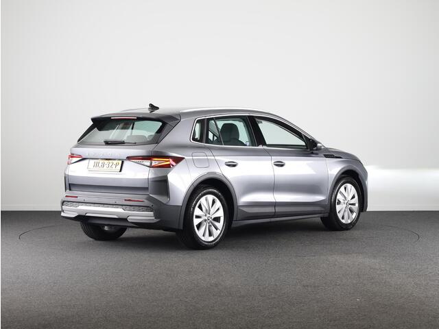 Skoda Elroq 60 Business Edition 204pk | Blind Spot | Navi | Camera | Cruise Control | Park Assist | Stoelverwarming