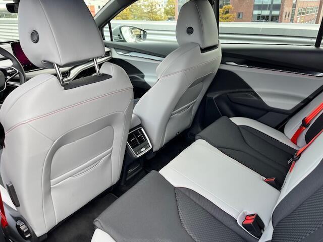 Skoda Elroq 85 Business Edition Intro