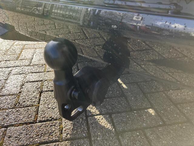 Skoda Elroq 85 Sportline 286 PK | Trekhaak | Led Matrix | Elektrische achterklep | Verlichte Grille |