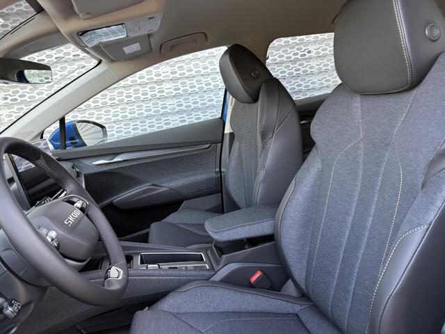 Skoda Elroq 85 Business Edition | Trekhaak | Led Matrix | Elektrische achterklep | Verlichte Grille |