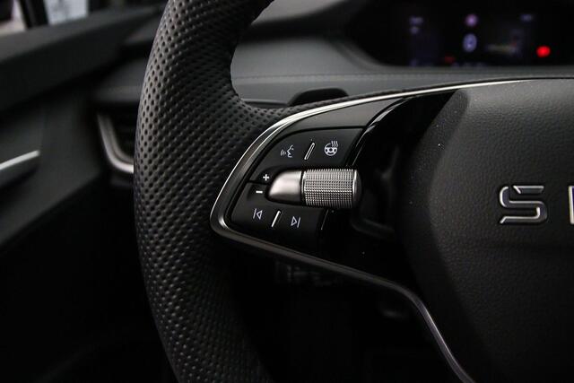 Skoda Elroq 85 Sportline 286pk Automaat Trekhaak, Adaptive cruise control, Achteruitrijcamera, Navigatie, LED koplampen, Stuurwiel verwarmd, Parkeersensoren, App connect