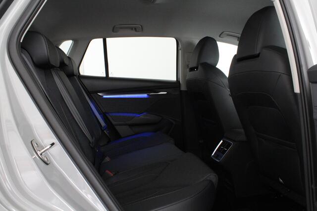 Skoda Elroq 60 Business Edition Loft > Direct leverbaar/Warmtepomp/Winterpakket/Steel Grey...