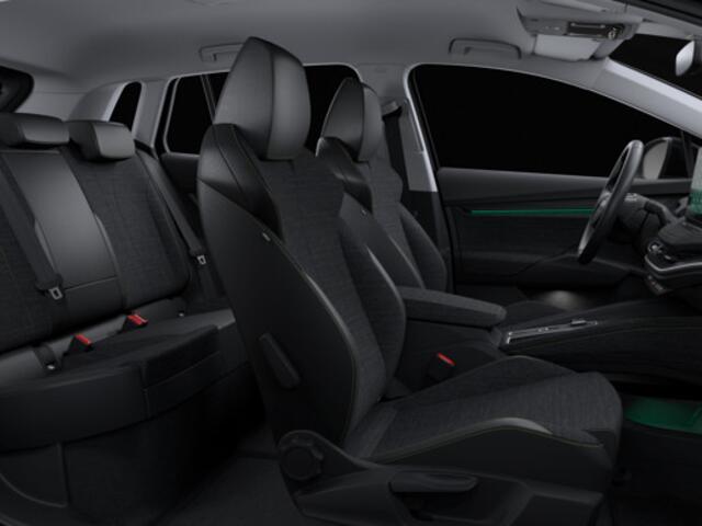 Skoda Elroq 60 Tour Edition 190 PK | Dodehoeksensor | Camera | Verwarmbaar stuurwiel en stoelen |