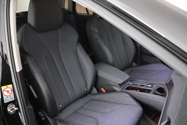 Skoda Elroq 85 286pk Business Edition Trekhaak Keyless Stoelverwarming Camera Navigatie
