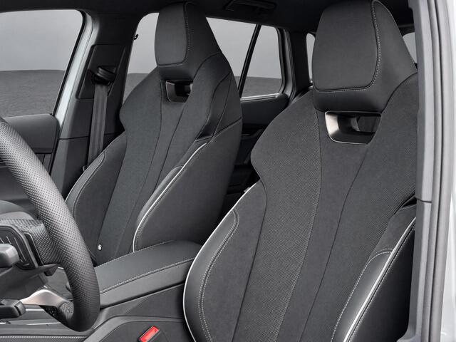 Skoda Elroq 85 Sportline | Drive pakket | Business upgrade - advanced | Light band | Trekhaak wegklapbaar | black pakket | 21 inch velgen + All Season banden |