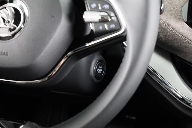 Skoda Enyaq iV Coupé 60 Business Edition Plus 180pk Panoramadak | Adaptive cruisecontrol | Panoramadak Navigatie