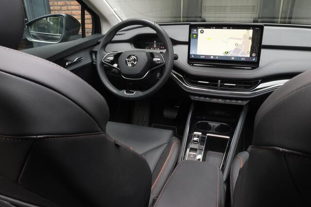Skoda Enyaq iV 60 Selection Panoramadak, Leder, Warmtepomp, ACC, Achteruitrijcamera