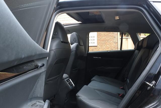 Skoda Enyaq iV 60 Selection Panoramadak, Leder, Warmtepomp, ACC, Achteruitrijcamera