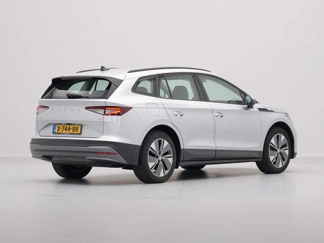 Skoda Enyaq iV 60 180pk | Achteruitrijcamera | Parkeer sensoren | Navigatie | 19 inch velgen |