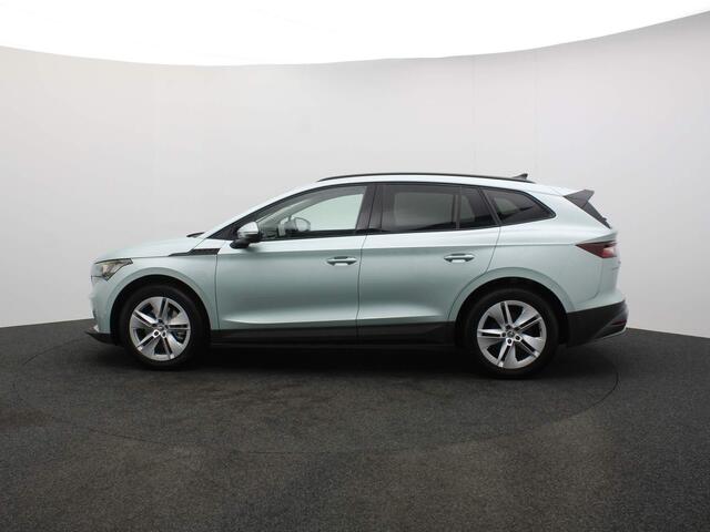 Skoda Enyaq iV 60 180pk Automaat Warmtepomp, Adaptive cruise control, Navigatie, Airco, DAB, LED verlichting, Parkeersensor achter, LED verlichting, App connect