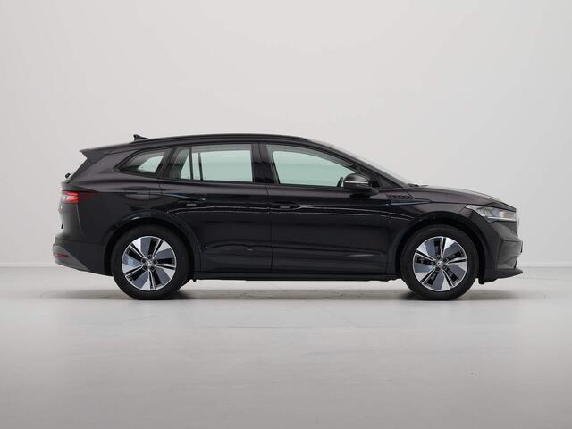 Skoda Enyaq iV 60 Navi via App Cruise Half Leder 19" Lm Velgen