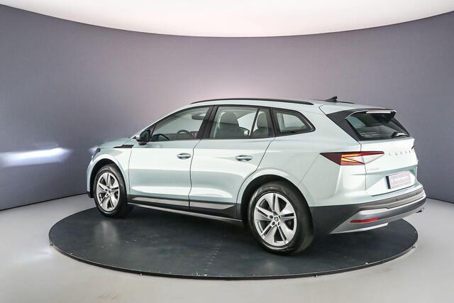 Skoda Enyaq iV 60 180pk Automaat Trekhaak, Adaptive cruise control, Navigatie, Parkeersensor achter, LED koplampen, Airco, DAB, Radio, App connect, Keyless start