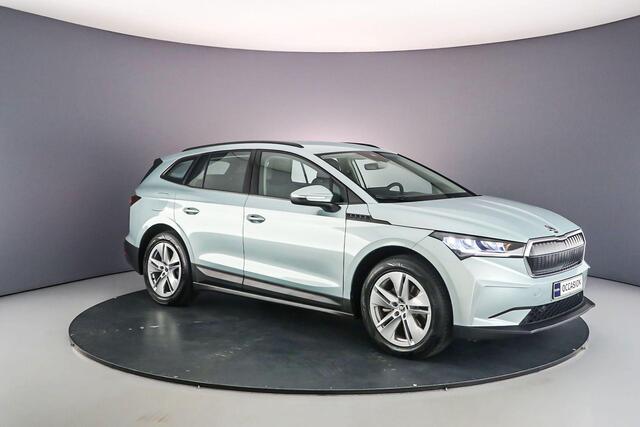 Skoda Enyaq iV 60 180pk Automaat Trekhaak, Adaptive cruise control, Navigatie, Parkeersensor achter, LED koplampen, Airco, DAB, Radio, App connect, Keyless start