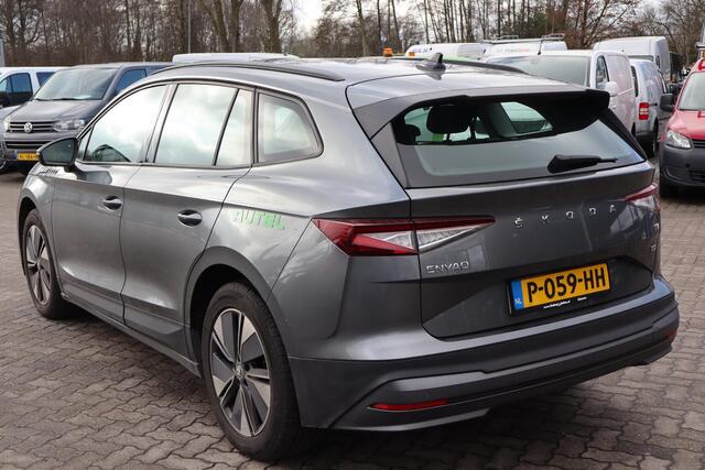 Skoda Enyaq iV 60 Moet nog gereinigd worden! Cruise control, Camera, Apple Carplay, BTW Auto