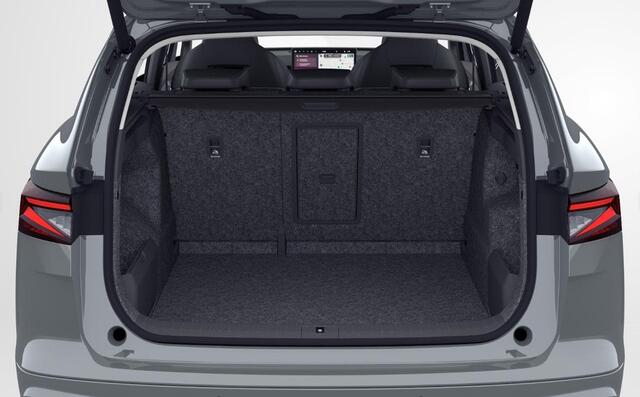 Skoda Enyaq iV 85 Sportline | Trekhaak | Panoramadak | Head up display | Canton | 21" lichtmetaal | 360° camera | Verwarmde voorruit en achterbank |