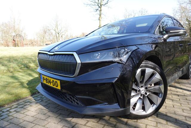 Skoda Enyaq iV 80 First Edition High | Leer | Panorama dak | Cruise control | Elektrisch verstelbare stoelen met geheugen | Stoelverwarming |