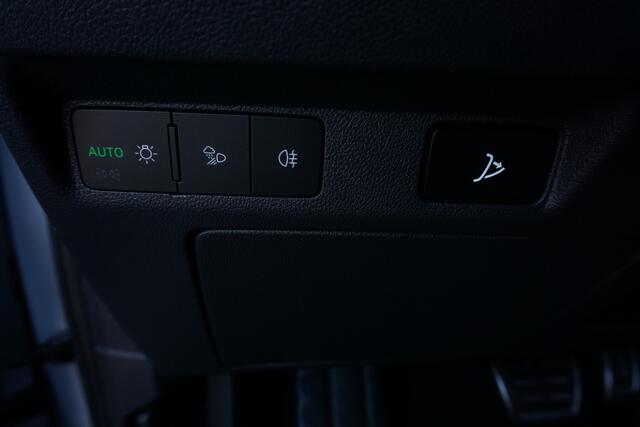 Skoda Enyaq iV 80 Sportline Camera | ACC | Voorstoelen verwrm. * All in prijs *