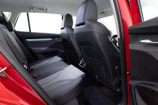 Skoda Enyaq iV 60 | Full LED | Half LEDER | VELGEN ? 1e Eigenaar .