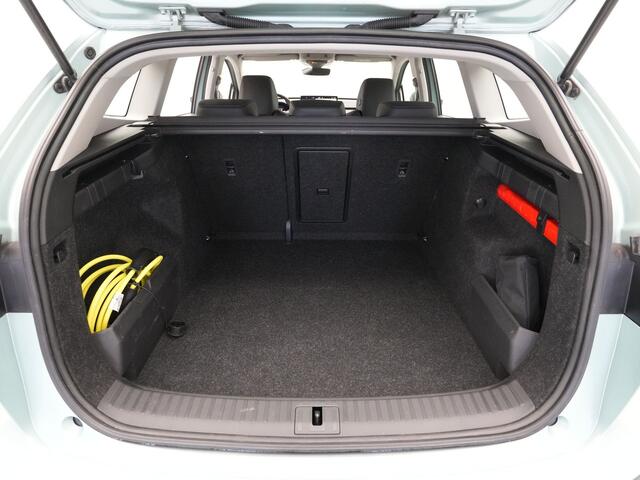 Skoda Enyaq iV 60 180pk Navigatie Camera Clima Lm Velgen