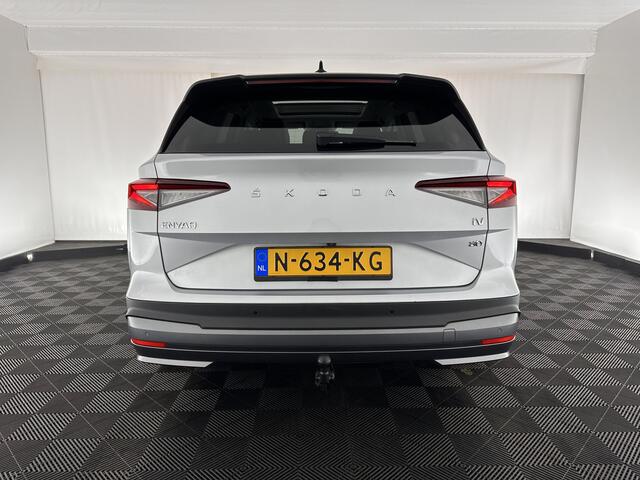 Skoda Enyaq iV 80 [ 3-Fase ] (INCL-BTW) *PANO | HEAD-UP | FULL-LEATHER | ADAPTIVE-CRUISE | MEMORY-PACK | FULL-LED | DIGI-COCKPIT | BLIND-SPOT | NAVI-FULLMAP | DIGI-COCKPIT | KEYLESS | CAMERA | SPORT-SEATS | KEYLESS | AMB