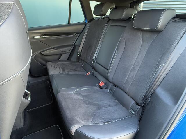 Skoda Enyaq iV BWJ 2022 | 60 Sportline | SPORTSTOELEN | CLIMA | CAMERA | VERW STOELEN | VERW STUUR | ZWARTE HEMEL |