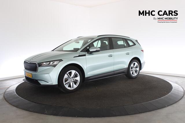 Skoda Enyaq iV 60 | Navigatie | Stoelverwarming | Camera | Trekhaak |