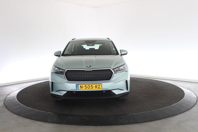 Skoda Enyaq iV 60 | Navigatie | Stoelverwarming | Camera | Trekhaak |