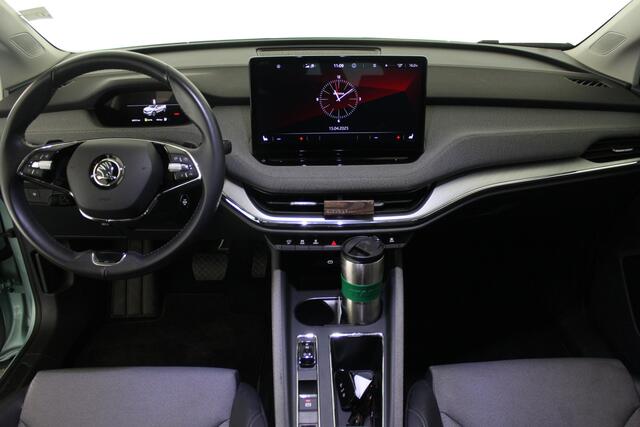 Skoda Enyaq iV 60 | Navigatie | Stoelverwarming | Camera | Trekhaak |