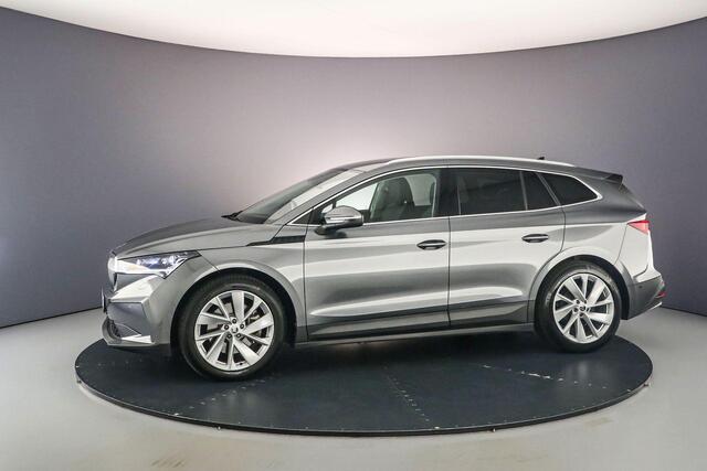 Skoda Enyaq iV 80 204pk Automaat Warmtepomp, Achteruitrijcamera, Adaptive cruise control, Navigatie, Elektrische achterklep, Stuurwiel verwarmd, Parkeersensoren, Stoelverwarming