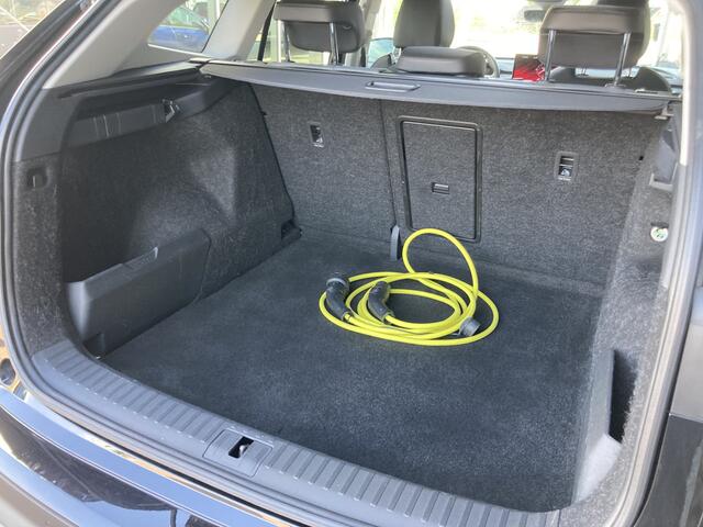Skoda Enyaq iV 60 Automaat SCHUIFDAK/TREKHAAK/20INCH