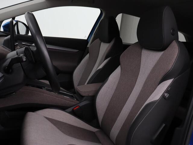Skoda Enyaq iV 60 | Stoel & stuurverwarming | Carplay | Keyless | Navigatie | Camera | Cruise control | Full LED | Parkeerhulp | 20'' lichtmetalen velgen